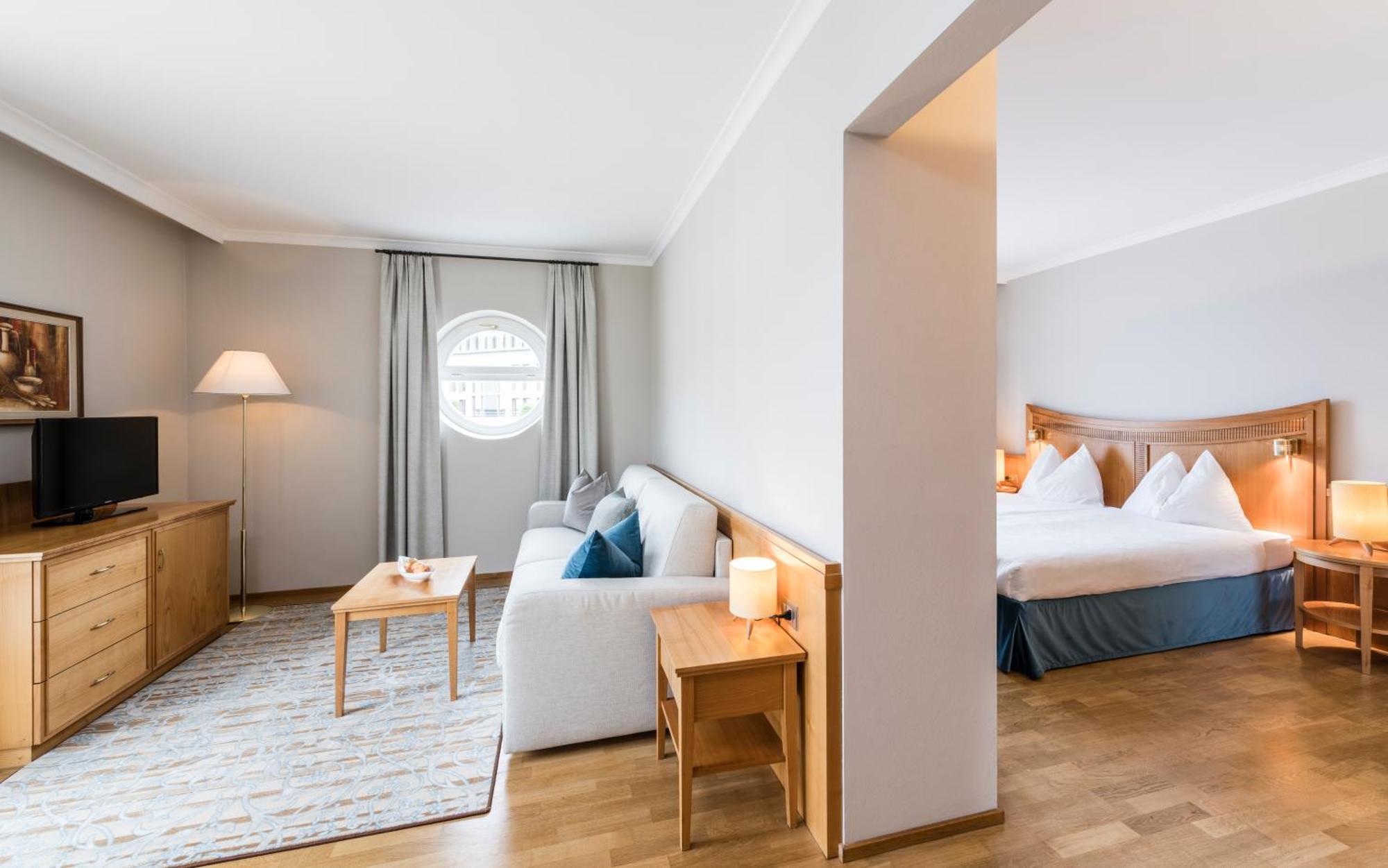 Hotel Post Alpine Cityflair Μπρούνικο Εξωτερικό φωτογραφία