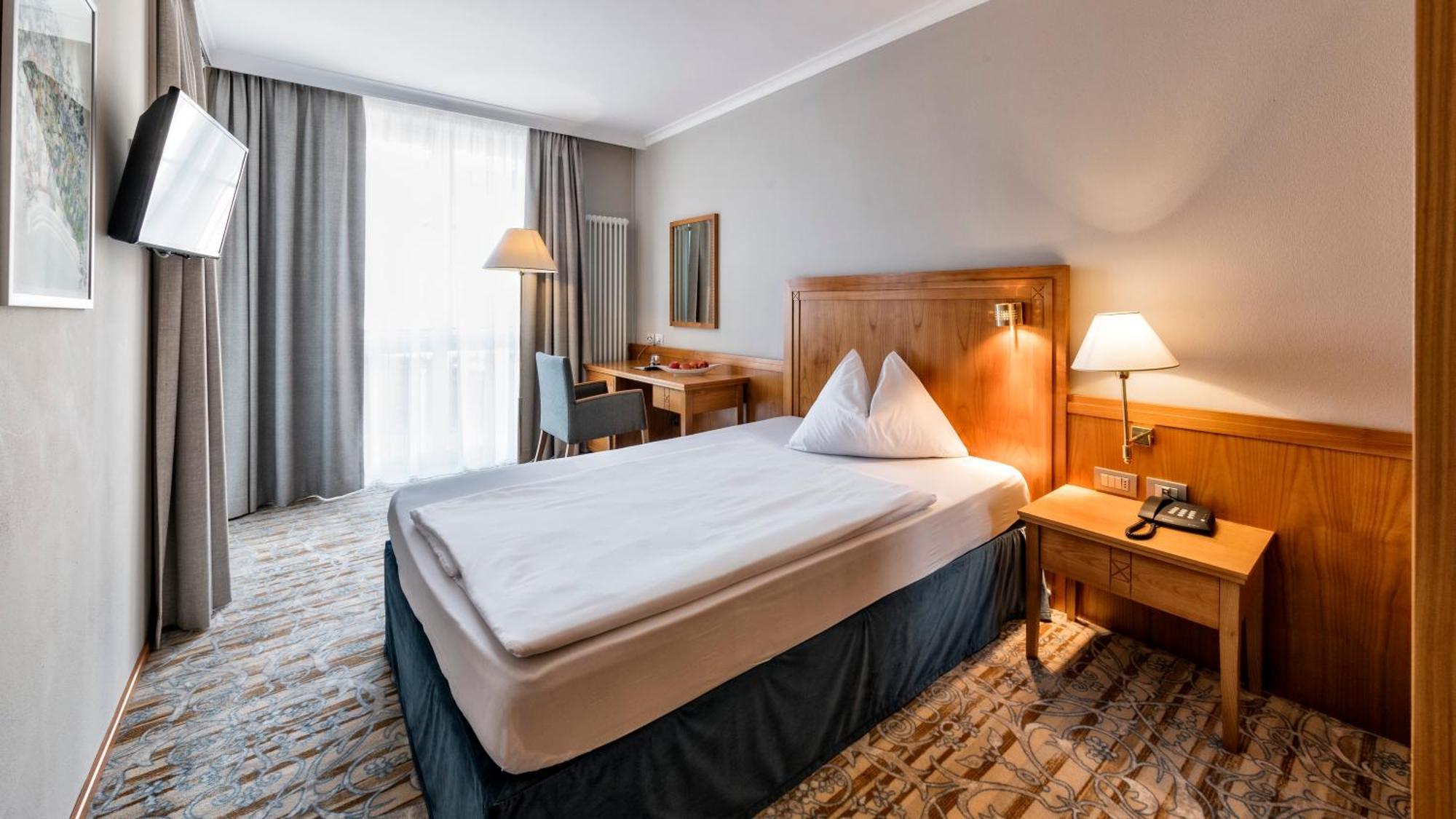 Hotel Post Alpine Cityflair Μπρούνικο Εξωτερικό φωτογραφία